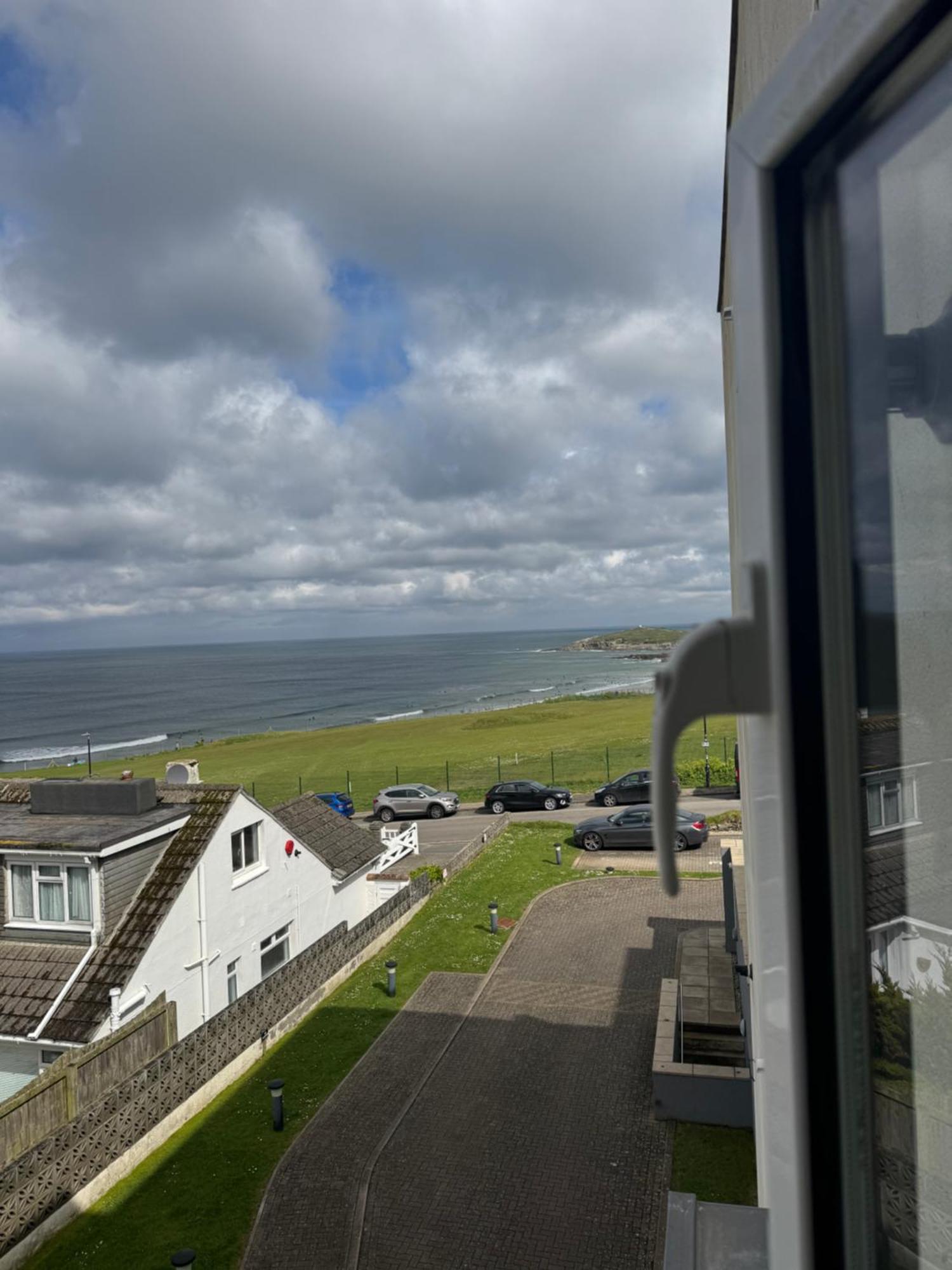 6 Ocean Gate Apartment New Quay Buitenkant foto