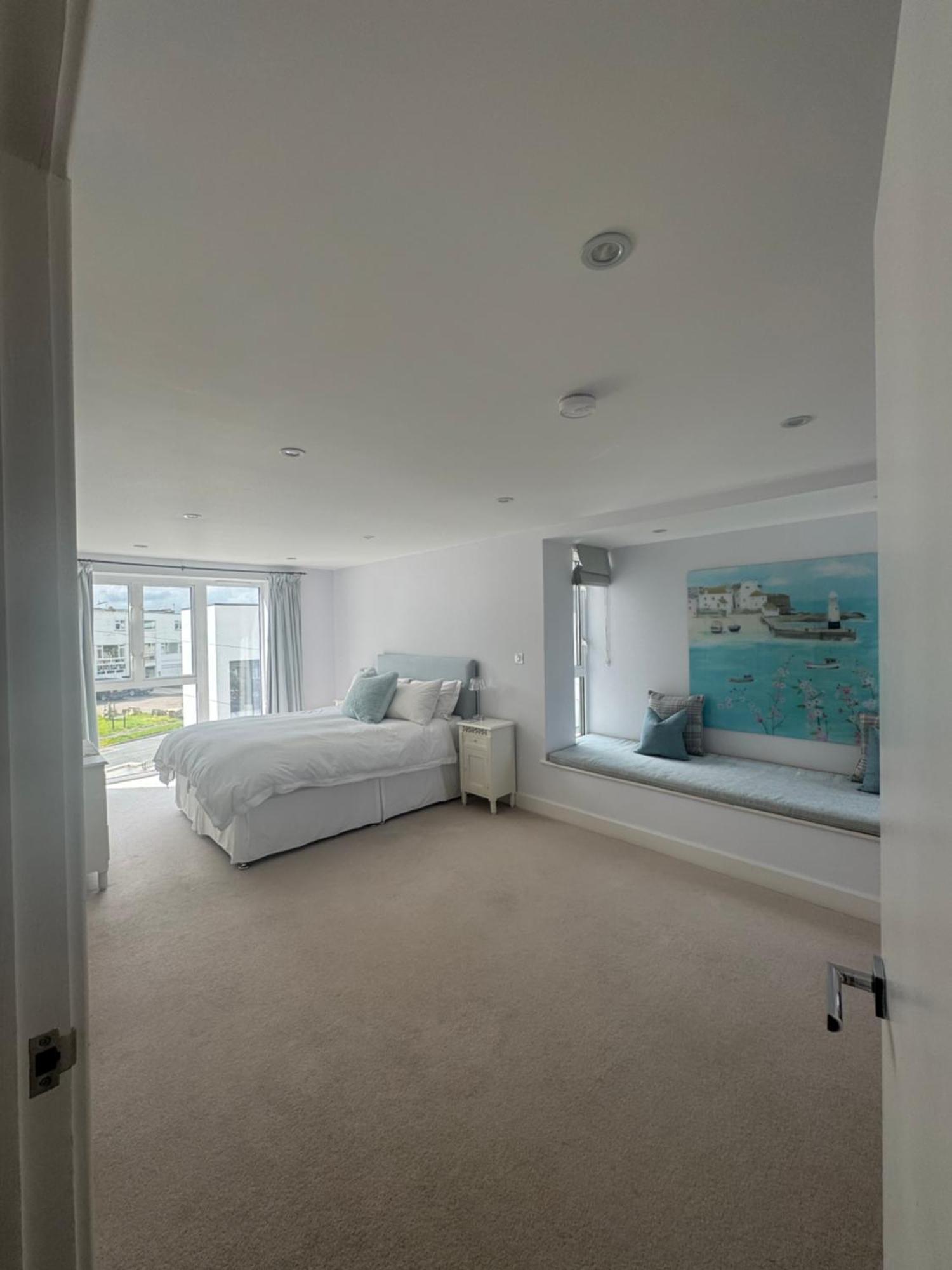 6 Ocean Gate Apartment New Quay Buitenkant foto