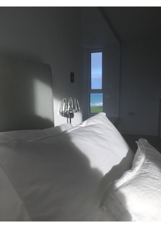 6 Ocean Gate Apartment New Quay Buitenkant foto