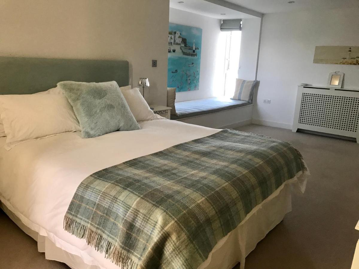 6 Ocean Gate Apartment New Quay Buitenkant foto